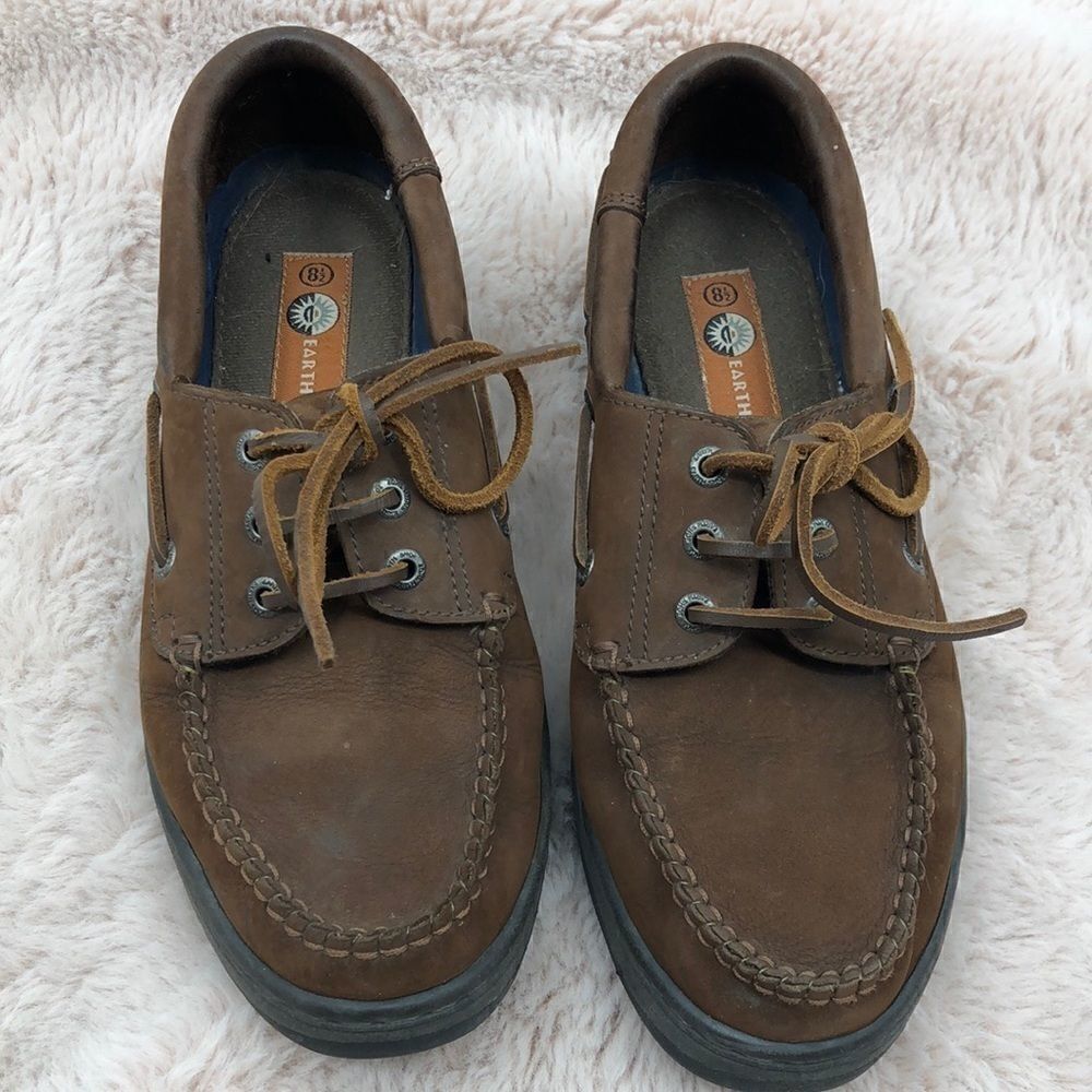 Earth Shoe Boone brown leather boat shoes